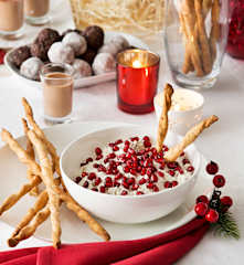 Dip de queso y nueces con granada