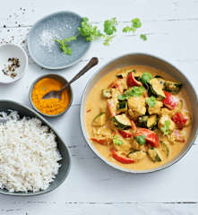 Pollo al curry de coco con arroz