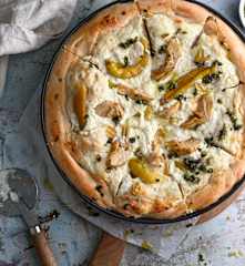 Pizza bianca de invierno estilo Chicago