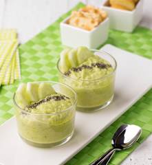 Vellutata fredda avocado, cetrioli e cumino