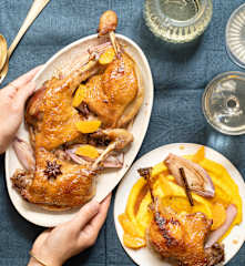 Cuisses de canard braisées à la clémentine et purée de carottes