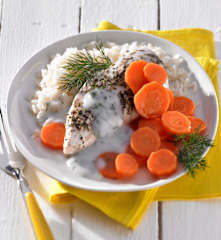 Hähnchen mit Möhren, Reis und Dillsauce