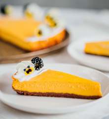 Dýňový cheesecake se skořicí