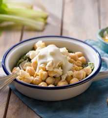 Pilpil de garbanzos, acelgas y bacalao