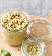 Πάστα ζωμού κοτόπουλου