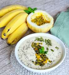 Smoothie de banana e maracujá