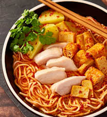 Singapore Curry Chicken Noodles
