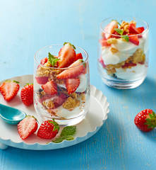 Crumble estivo alla fragola e yogurt