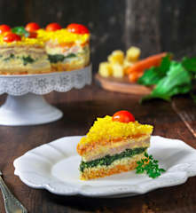 Torta salata multistrato