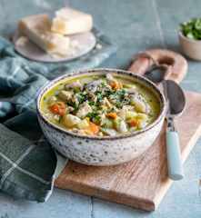 Zupa pieczarkowa z kurczakiem