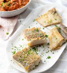 Baccalà con salsa samfaina