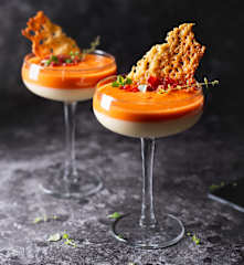 Crema de queso Idiazabal con salmorejo