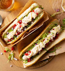 Hot dog de pescado y marisco