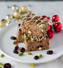 Gingerbread Bars mit Pistazien und Cranberrys