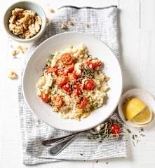 Walnuss-Risotto mit gebackenen Tomaten