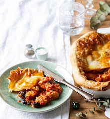Pastel de pollo al estilo mediterráneo