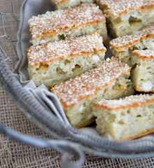 Τυρόπιτα με φέτα και χαλλούμι