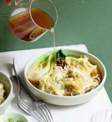 Soupe de raviolis wonton au poulet