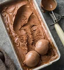 Chocolate and Hazelnut Gelato - Gelato al cioccolato e nocciola