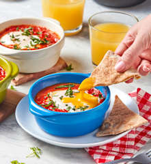 Steamed Eggs in Tomato Sauce (Shakshuka)