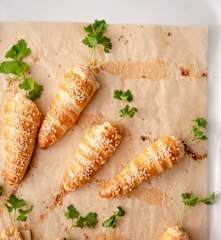 Feuilletés à la crème de carottes et persil