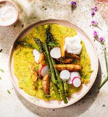 Crêpes con espárragos y patatas