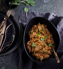 Pilaf de arroz salvaje con aguja de cerdo (Cocción de arroz)
