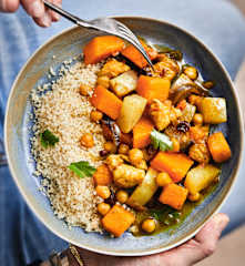 Tajine de légumes, pois chiches et poulet