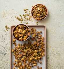Spiced roasted mixed nuts