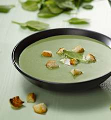 Špenátová polévka se smetanou