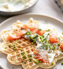 燻鮭菲達乳酪比利時鬆餅