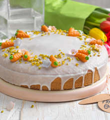 Karottentorte mit Zuckerguss