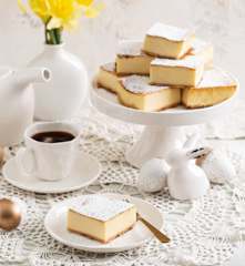 Puszysty sernik z mlekiem w proszku