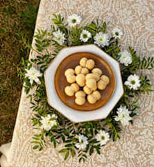Baci di dama salati al formaggio