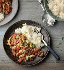 Tamarind Beef with Sticky Rice