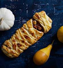 Strüdel mummia alla zucca e cioccolato