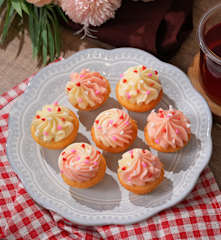 Mini Vanilla Muffins with Marshmallow Frosting