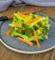 Stir fried broccoli and carrots