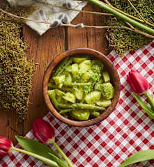 Insalata di patate, fagiolini e pesto alla genovese