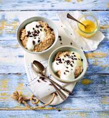 Cappuccino-Reis-Bowl mit Mangosauce