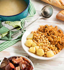 Cocido maragato