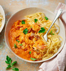 Crevettes à l’américaine, sauce tomate et cognac