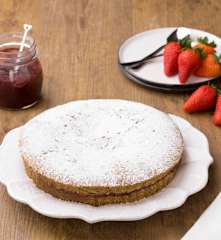 Torta di grano saraceno alle fragole