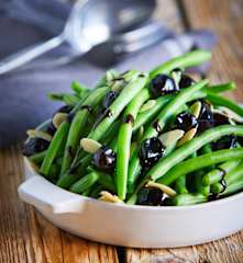 Green Beans with Balsamic Pearl Onions