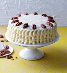 Tarta colibrí (Hummingbird layer cake)