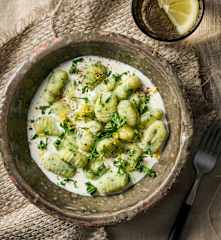 Blitz-Gnocchi mit Frischkäsesauce