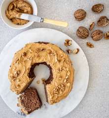 Walnut cake with coffee frosting