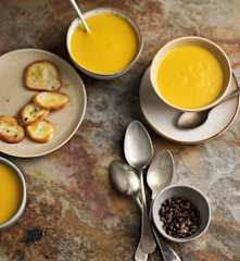 Velouté coco, citrouille et haricots blancs