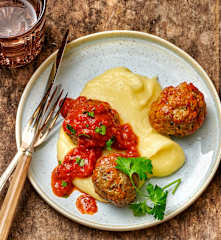 Boulettes de viande hachée à la sauce tomate (8 portions)