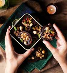 Chocolate con frutos secos y frutas deshidratadas